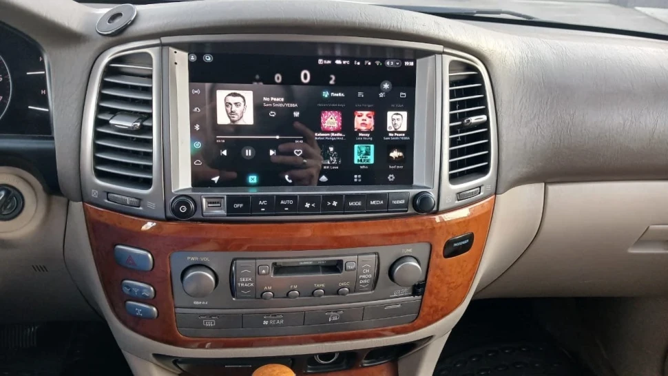 Штатная магнитола Teyes CC3L 4/64 Lexus LX470 (2002-2007) F2 Тип-C